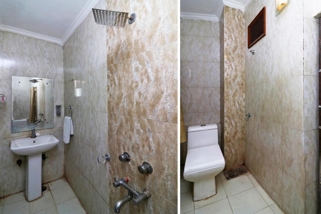Oyo Hotel Metro Tower Near Ambience Mall Yeni Delhi Dış mekan fotoğraf